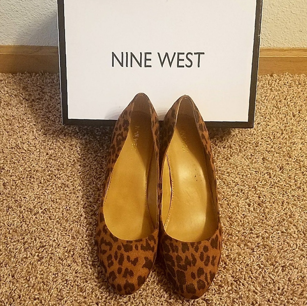 Leopard print wedges